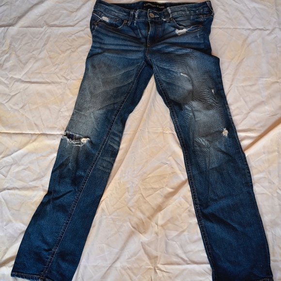 Express Stella Low-Rise Ripped Skinny Jeans – Size 6 Short - Picture 1 of 4